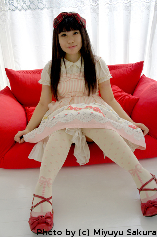 みゆゆんが髪の毛にリボンを着けているとついドキッとしちゃうんですよね～…。