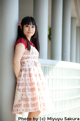 みゆゆんはいろんなヘアスタイルをアレンジしてくれるので、こういう写真を見ると「今度はどんなヘアスタイルをしてくれるのかな～…」って楽しみになるんです。