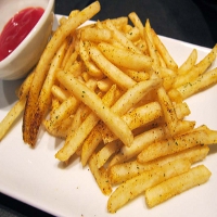 フライドポテト　300円